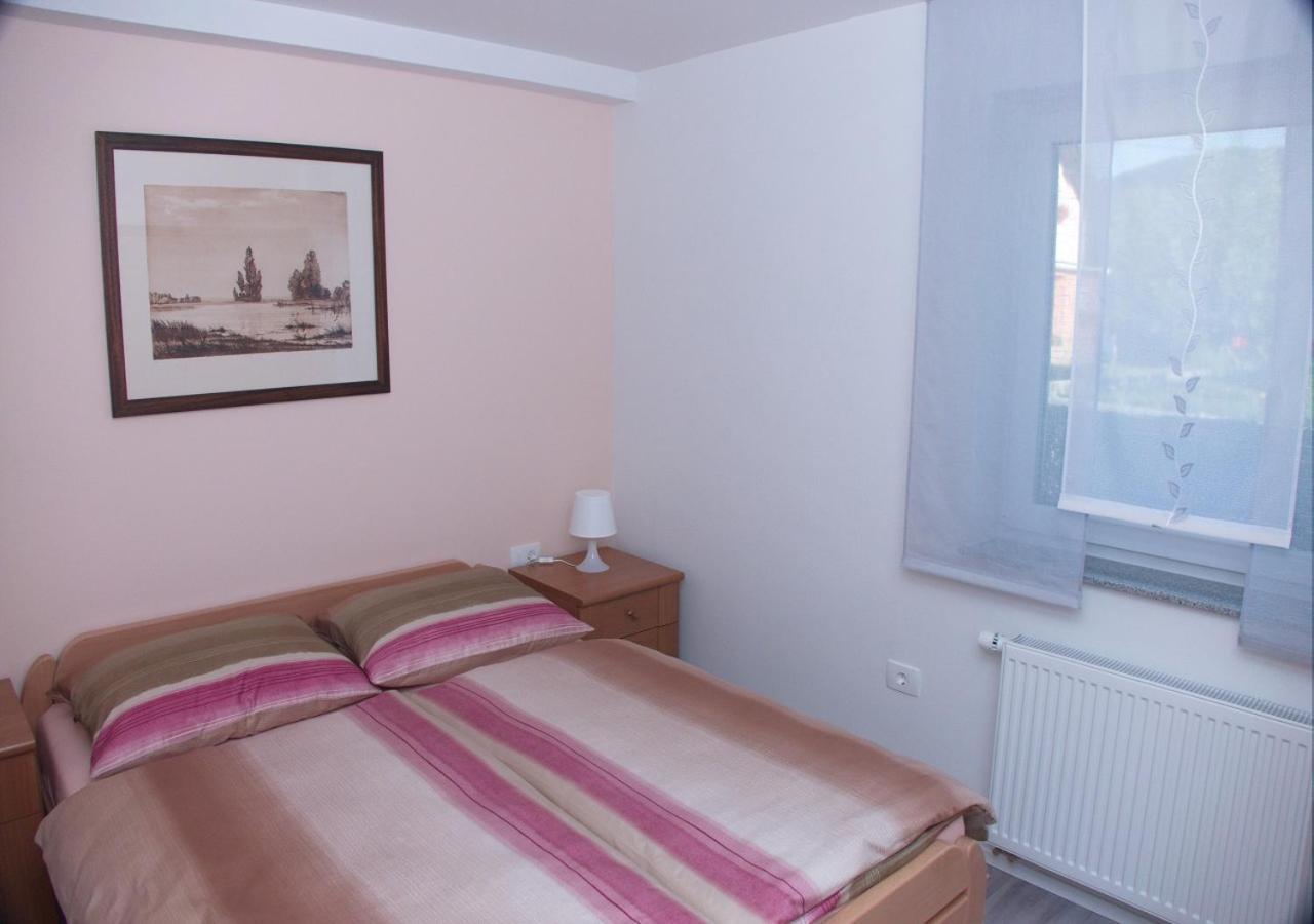 Apartmaji Anita Begunje pri Cerknici Exterior foto