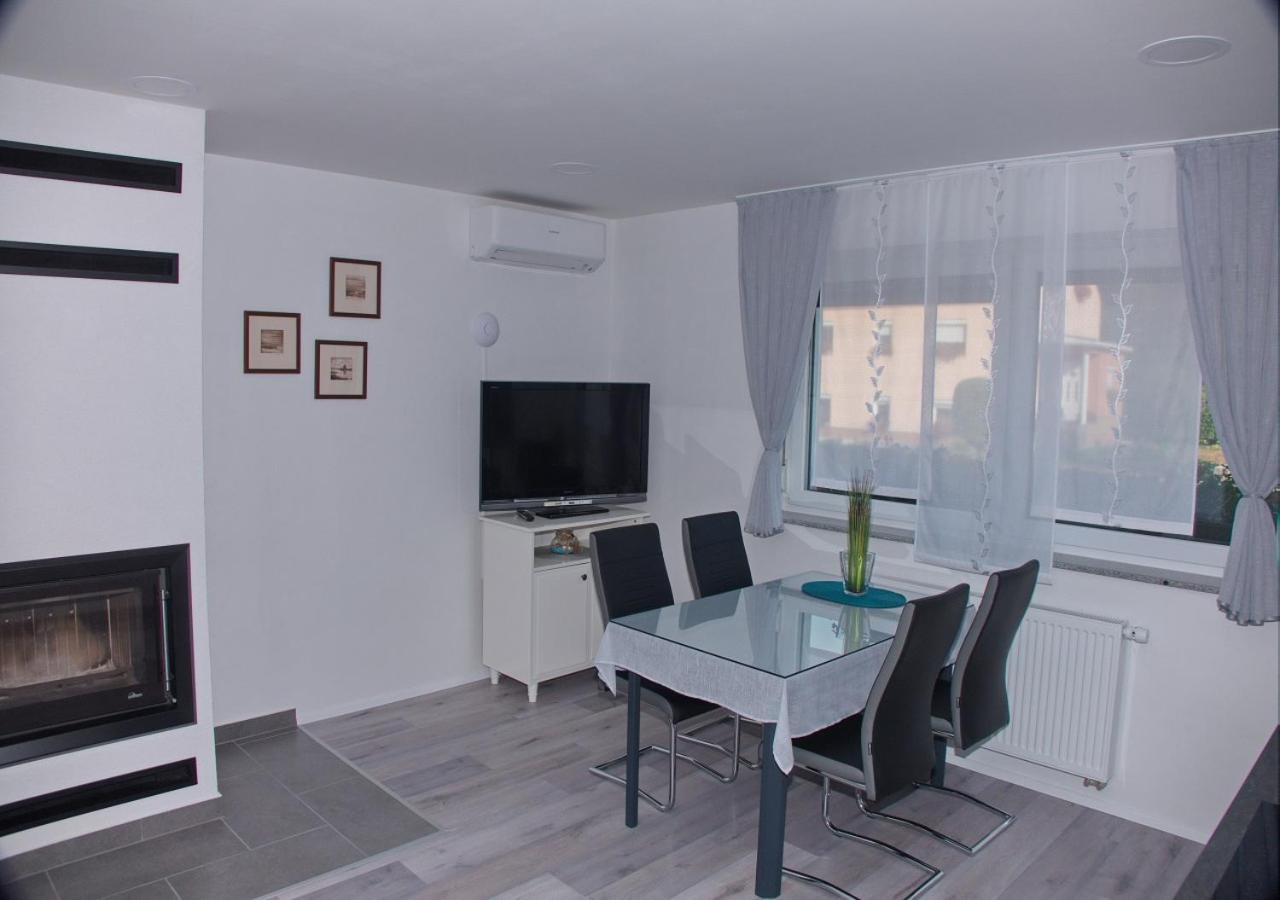 Apartmaji Anita Begunje pri Cerknici Exterior foto