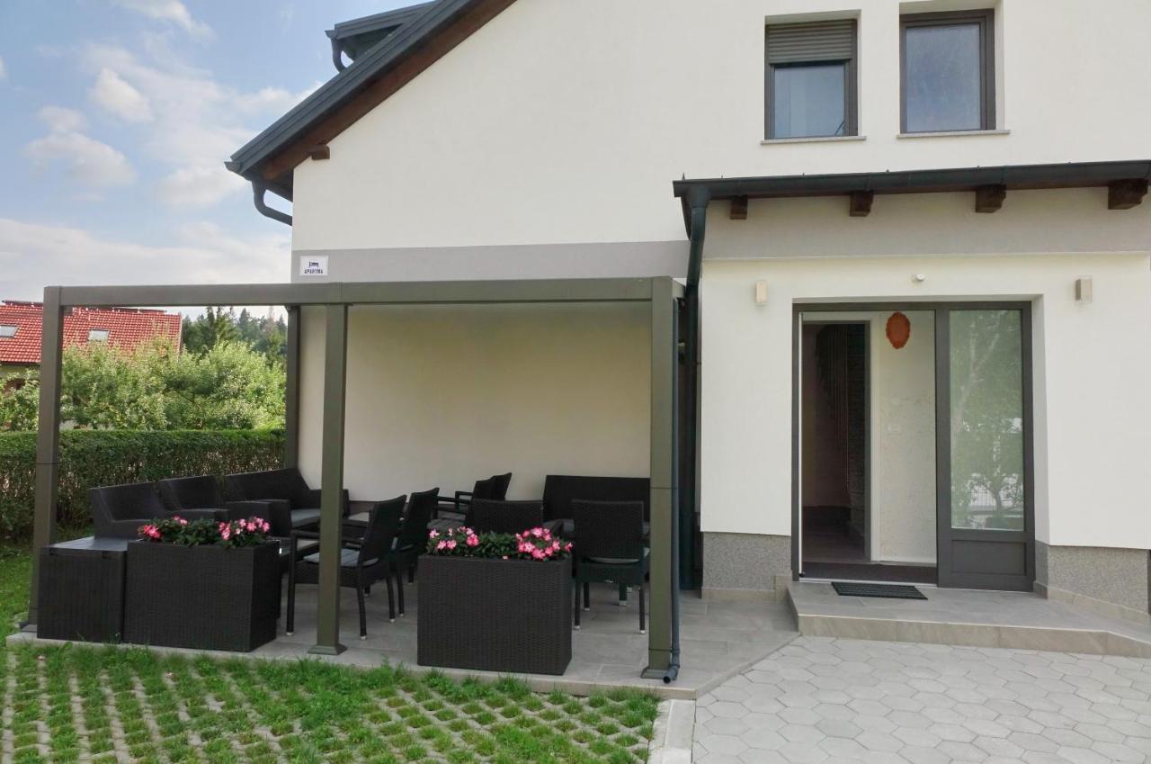 Apartmaji Anita Begunje pri Cerknici Exterior foto