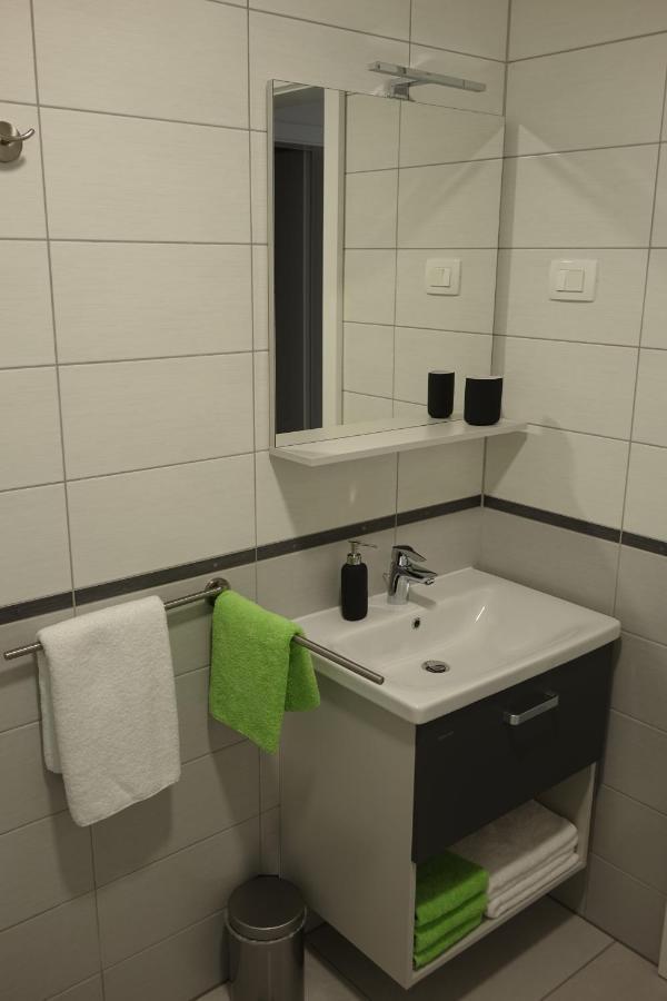 Apartmaji Anita Begunje pri Cerknici Exterior foto